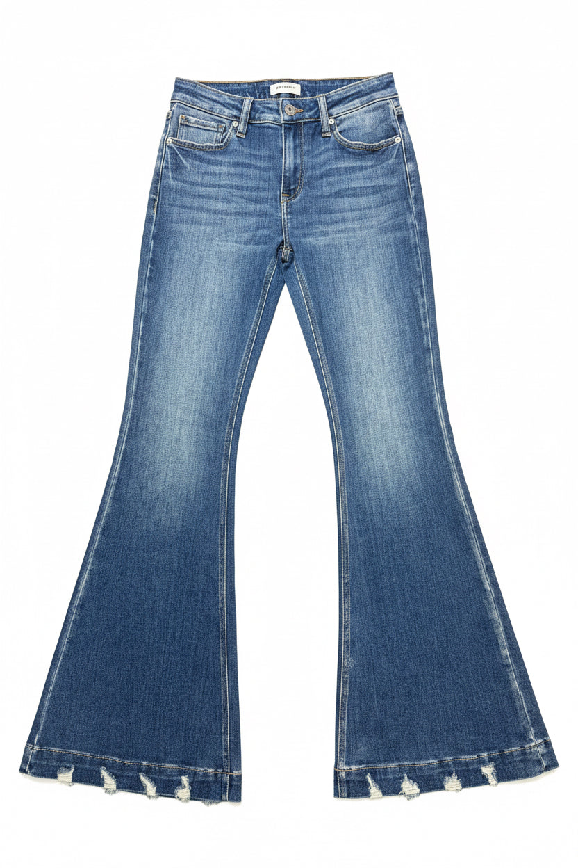 Western Chic Denim Collection – 4 Styles of Women’s Jeans