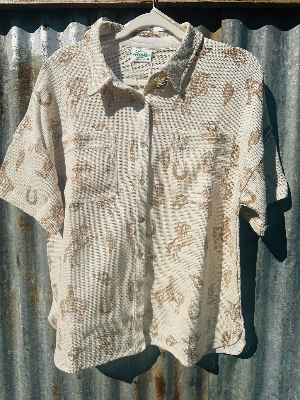 🤎 Western Waffle Knit Button-Up 🤎