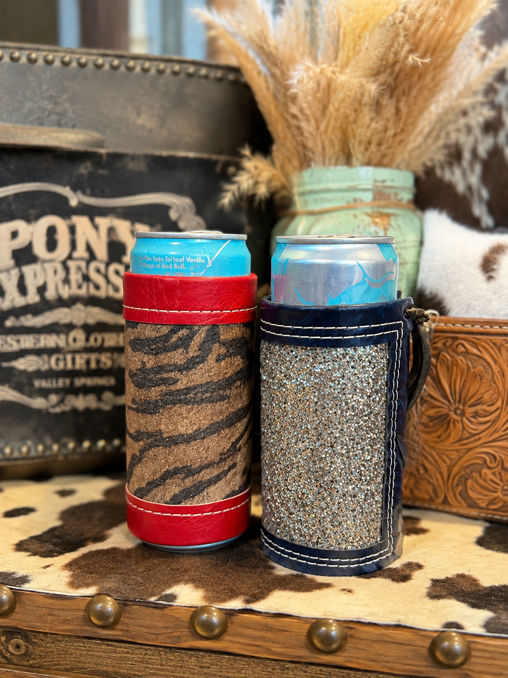Western can holders