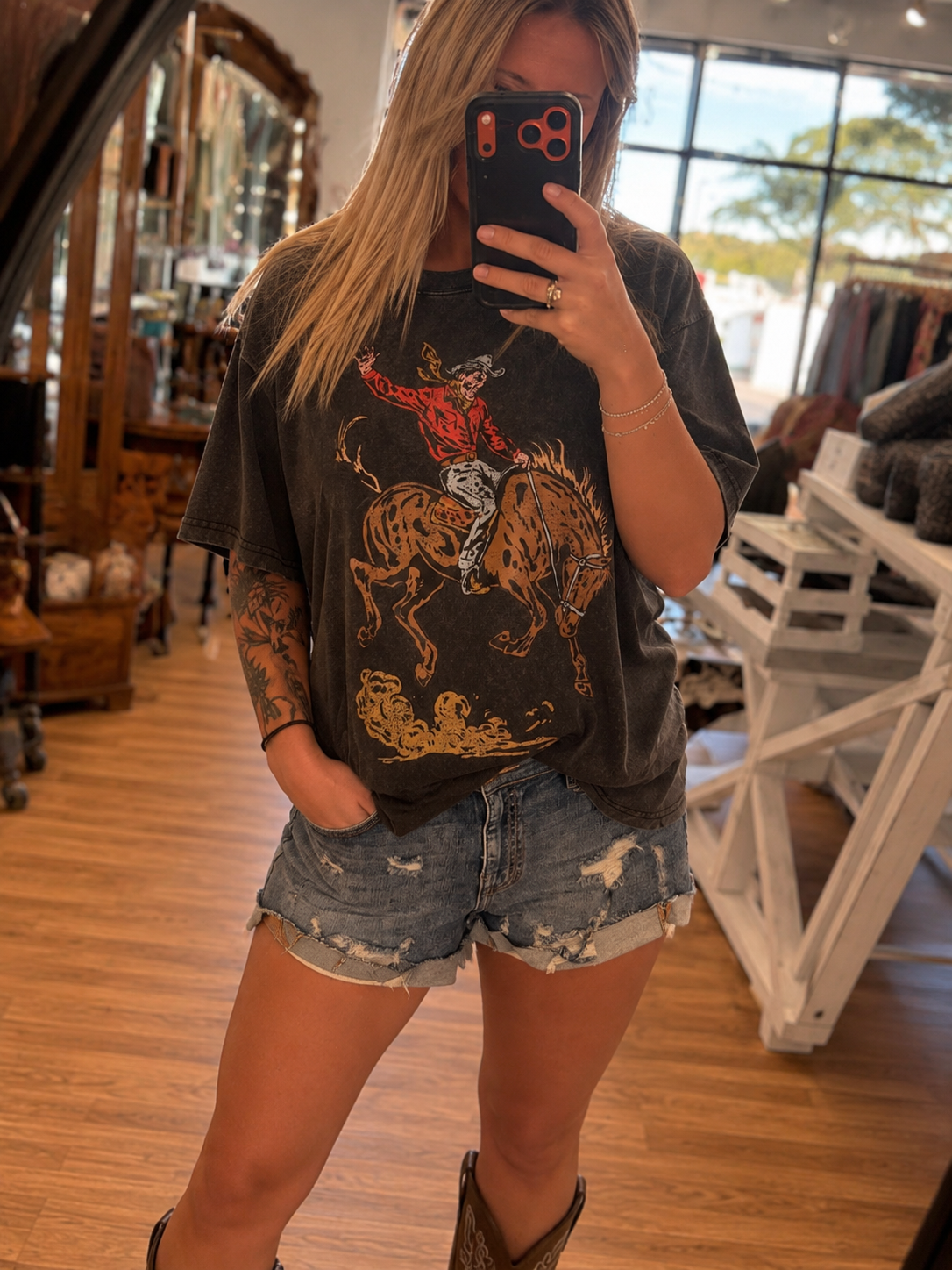 🤠 Bucking Horse Graphic Tee